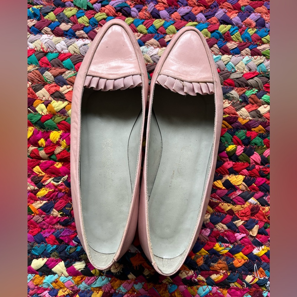 COQUETTE CAPEZIO PATENT LEATHER PINK BARBIE LOAFERS